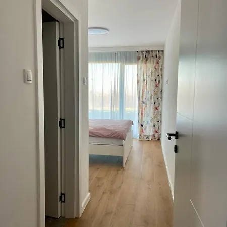 Vida - Luxury With Saltwater Pool And View * Novi Ledinci